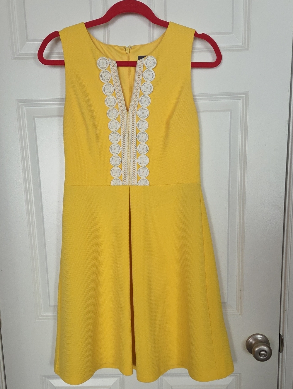 Vince Camuto Yellow Sleeveless Mini Dress with White Lace Trim